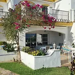 Дом отдыха Sandy House Эстепона