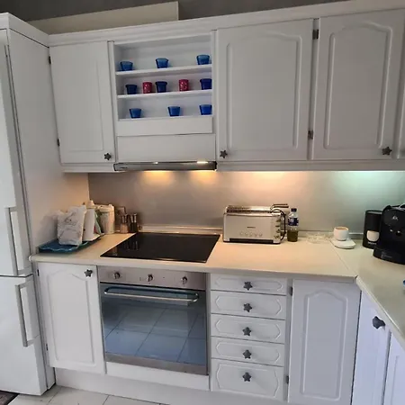Sandy House Дом отдыха *
